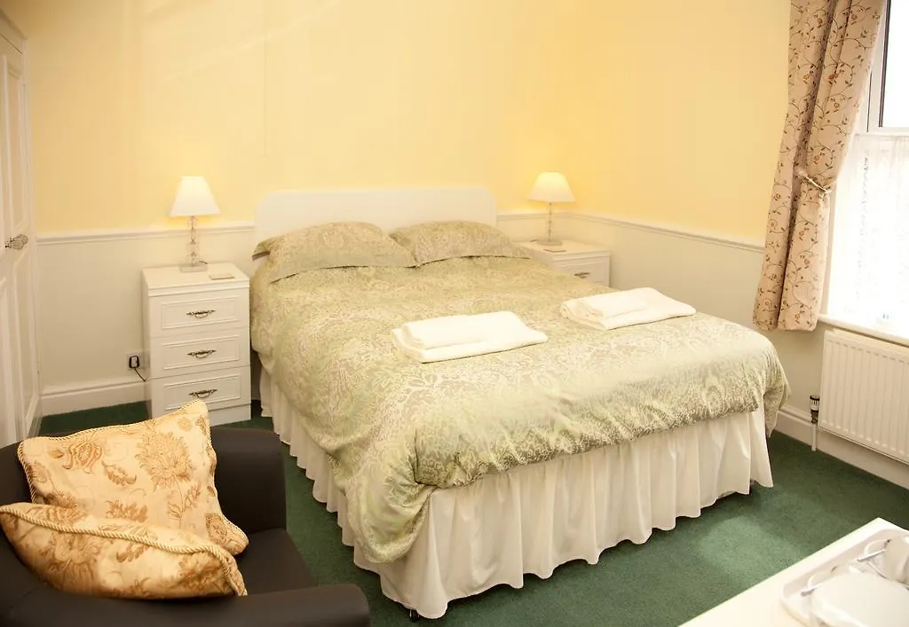 Binton Guest House Filey Bed & Breakfast